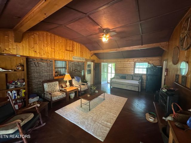 1637 Arron Way, Sevierville, TN 37876