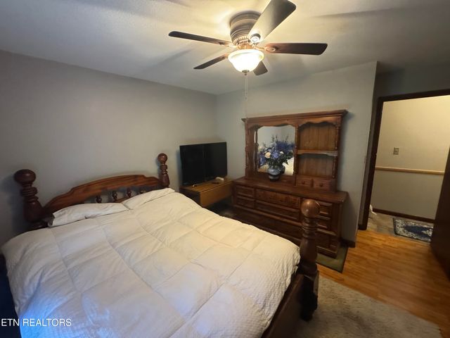 1637 Arron Way, Sevierville, TN 37876