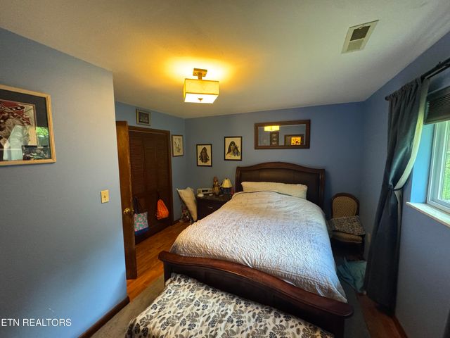 1637 Arron Way, Sevierville, TN 37876