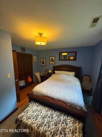 1637 Arron Way, Sevierville, TN 37876
