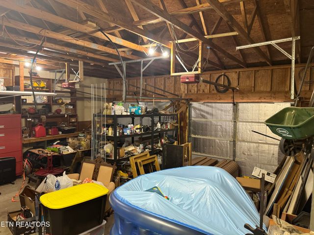 1637 Arron Way, Sevierville, TN 37876