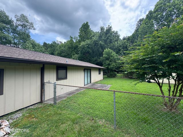 1637 Arron Way, Sevierville, TN 37876