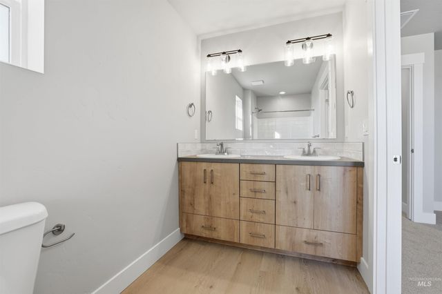 1172 E Cottage St, Kuna, ID 83634