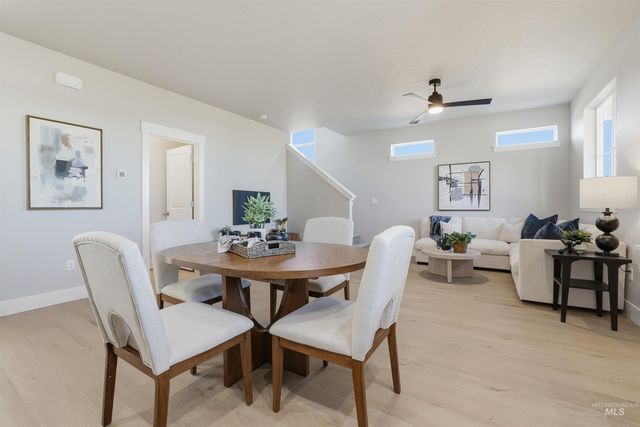 1172 E Cottage St, Kuna, ID 83634