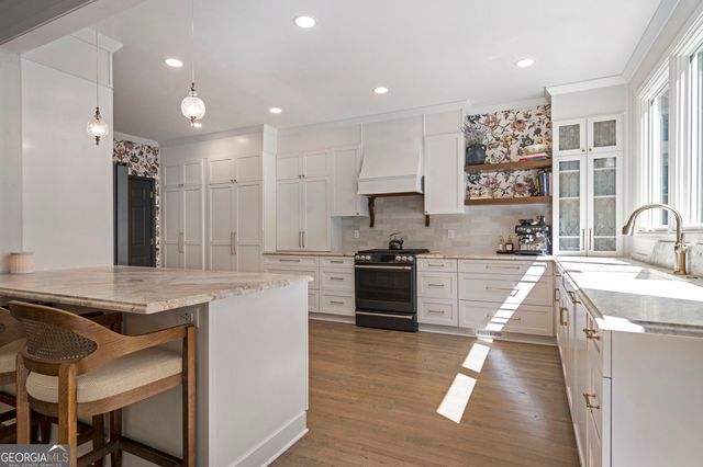 162 Grand Avenue, Suwanee, GA 30024