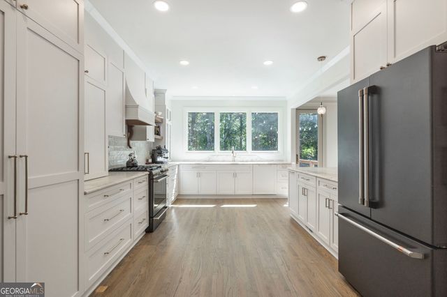 162 Grand Avenue, Suwanee, GA 30024