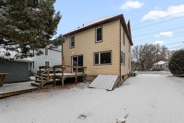 673 S Center Street, Beaver Dam, WI 53916