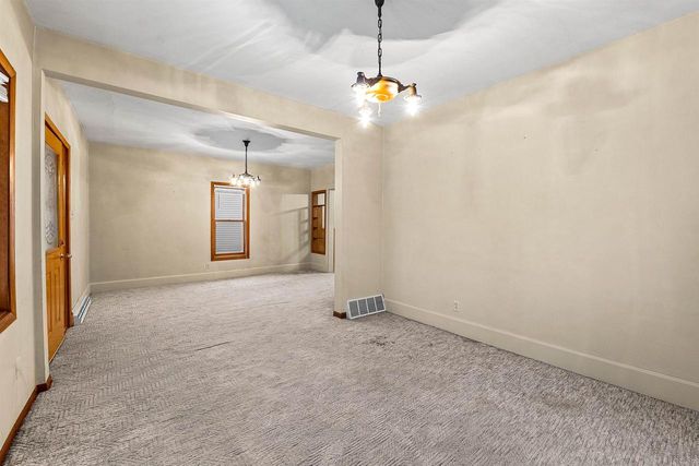 673 S Center Street, Beaver Dam, WI 53916