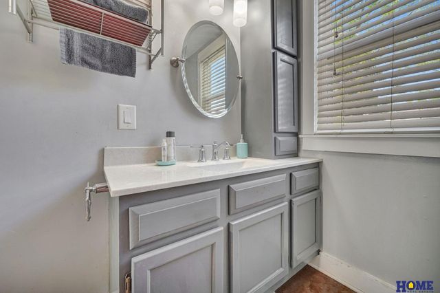 747 C Street, Palmyra, NE 68418