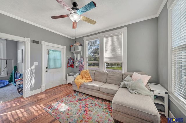 747 C Street, Palmyra, NE 68418