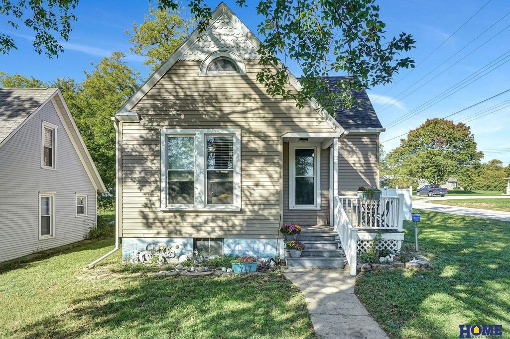 747 C Street, Palmyra, NE 68418