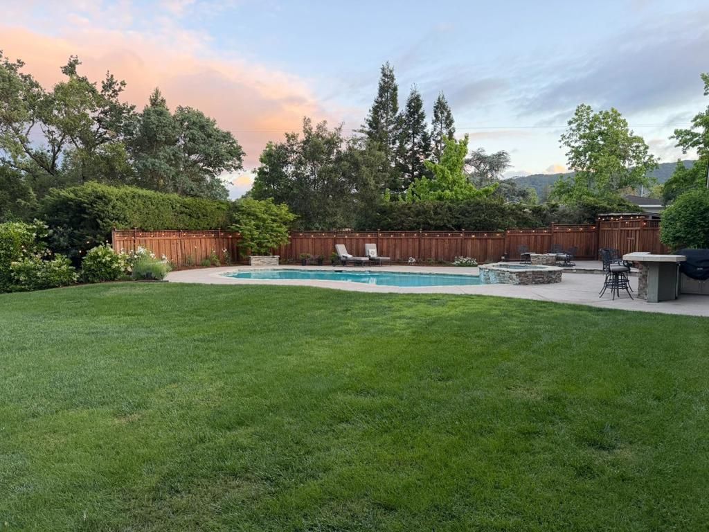 Image 8 of property listing at 15392 Via Palomino, Monte Sereno, CA 95030