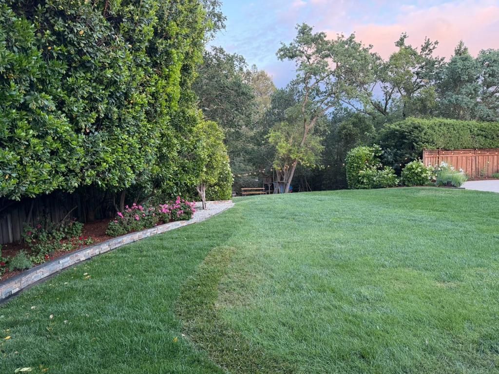 Image 9 of property listing at 15392 Via Palomino, Monte Sereno, CA 95030