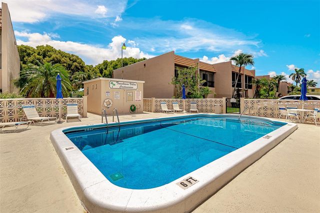 1413 N 15th Ave 8, Hollywood, FL 33020