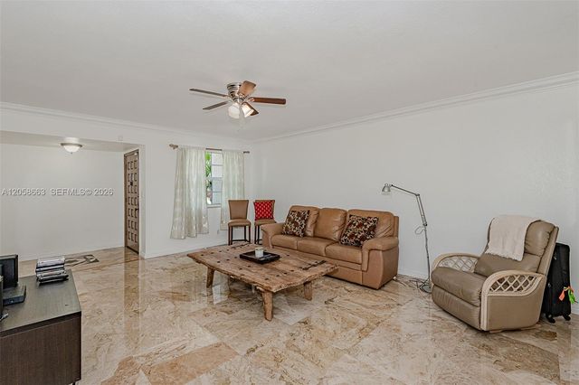 1413 N 15th Ave 8, Hollywood, FL 33020