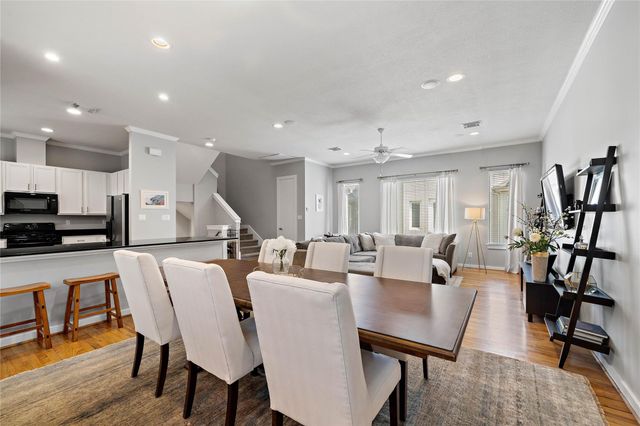 4510 Center Street, Houston, TX 77007