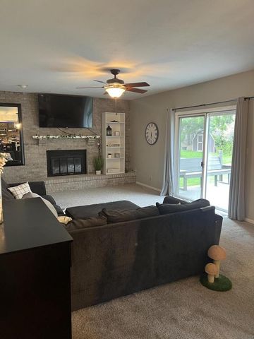1238 Castle AVENUE, Sheboygan, WI 53081