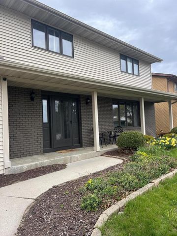 1238 Castle AVENUE, Sheboygan, WI 53081