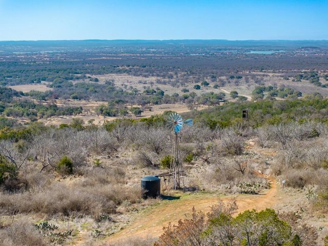 1101 Crider RD, Marble Falls, TX 78654