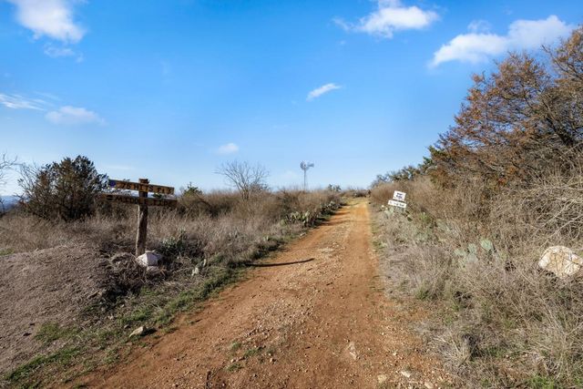 1101 Crider RD, Marble Falls, TX 78654