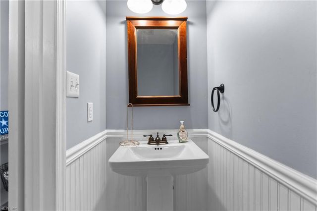 4920 April AVE, Virginia Beach, VA 23464