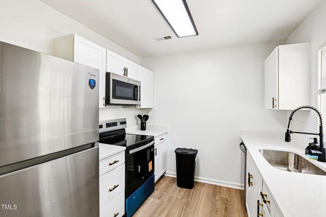 1349 Crabtree Boulevard, Raleigh, NC 27610