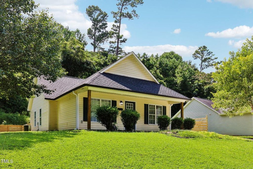 1349 Crabtree Boulevard, Raleigh, NC 27610