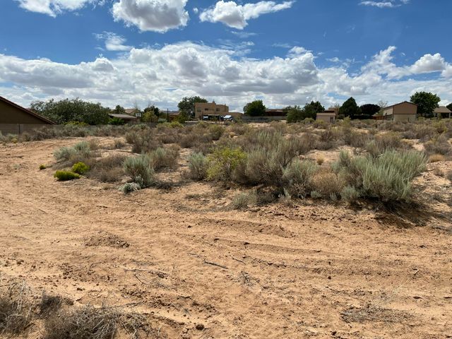 505 8th Street NE, Rio Rancho, NM 87124