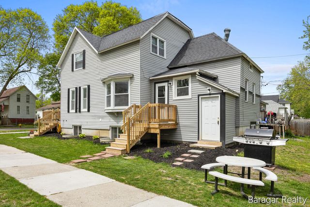 1100 Lincoln Avenue NW, Grand Rapids, MI 49504