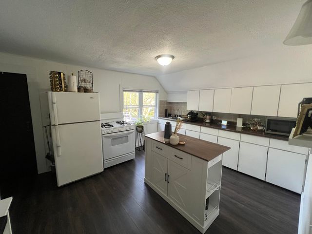 1100 Lincoln Avenue NW, Grand Rapids, MI 49504