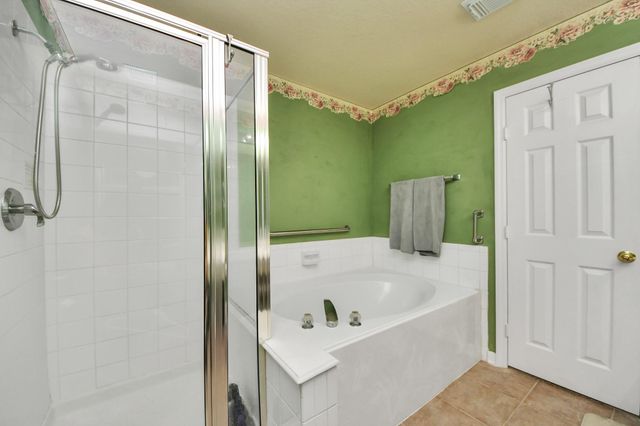 2626 Falling Forest Court, Richmond, TX 77406