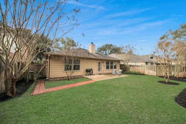 2626 Falling Forest Court, Richmond, TX 77406