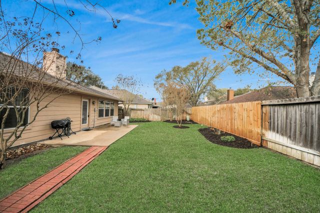 2626 Falling Forest Court, Richmond, TX 77406