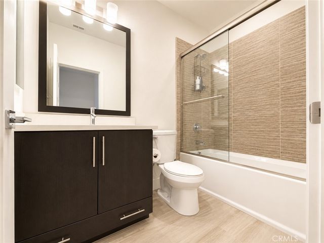 2400 Aperture, San Diego, CA 92108