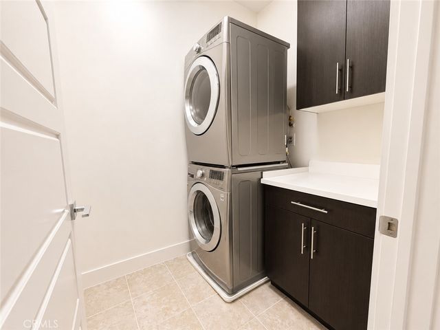 2400 Aperture, San Diego, CA 92108