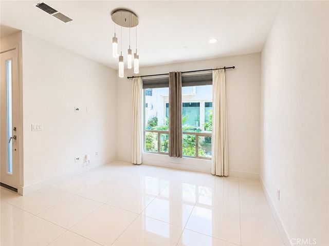 2400 Aperture, San Diego, CA 92108