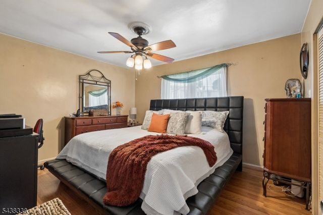 1983 Barnett St, Rahway City, NJ 07065