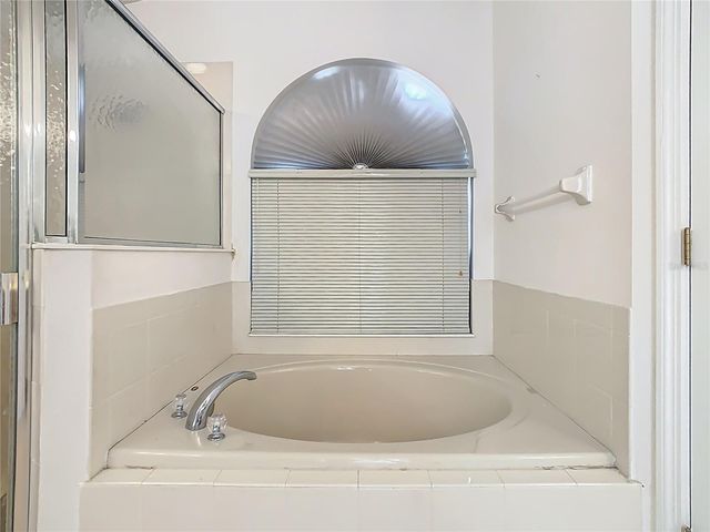 15825 ROBIN HILL LOOP, Clermont, FL 34714