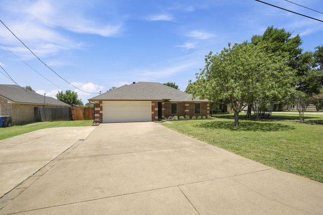 1519 Shawnee Road, Red Oak, TX 75165