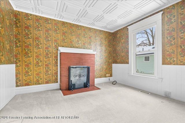 423 Jackson Street, Grand Ledge, MI 48837