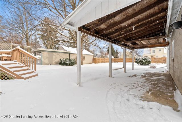 423 Jackson Street, Grand Ledge, MI 48837