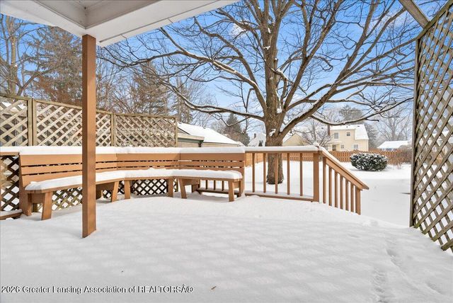 423 Jackson Street, Grand Ledge, MI 48837