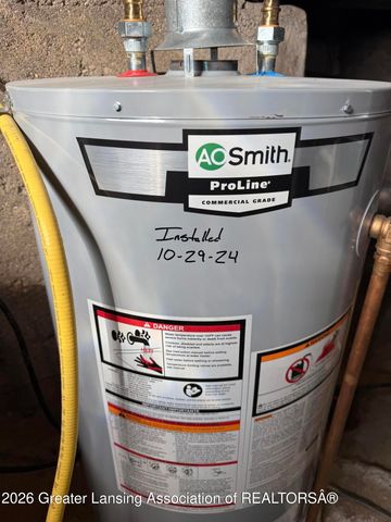 423 Jackson Street, Grand Ledge, MI 48837