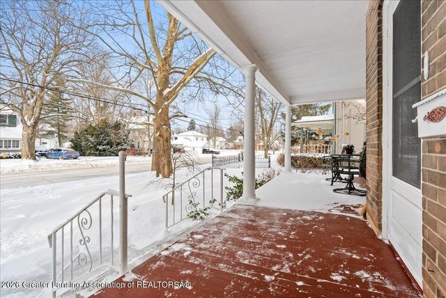 423 Jackson Street, Grand Ledge, MI 48837