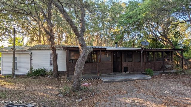 105 ILLINOIS Drive, Satsuma, FL 32189