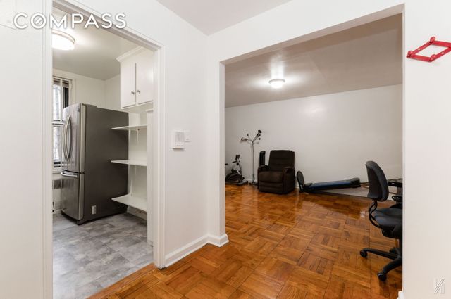 3324 Junction Blvd Apt 1R, New York City, NY 11372