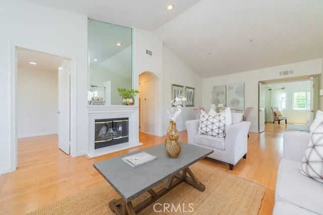 2310 Cascade, Tustin, CA 92782