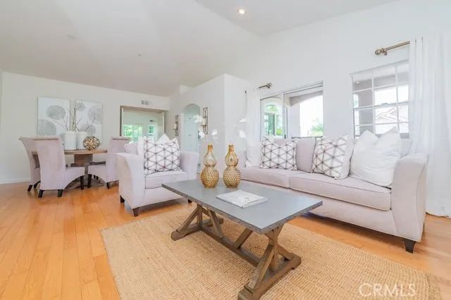 2310 Cascade, Tustin, CA 92782