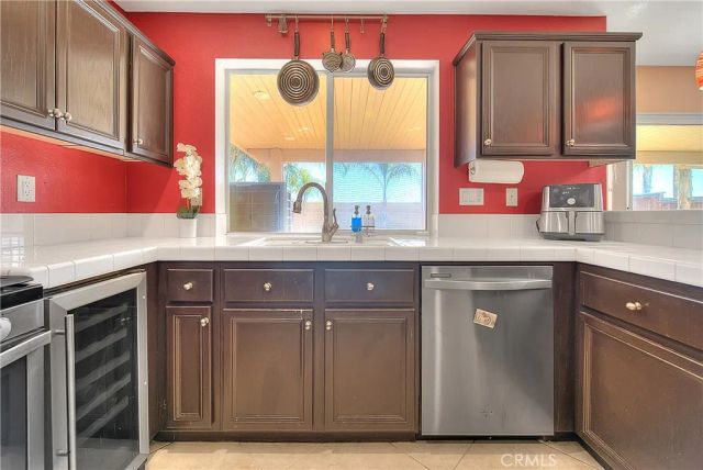 40688 La Salle, Murrieta, CA 92563