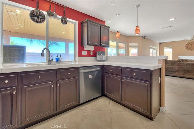 40688 La Salle, Murrieta, CA 92563